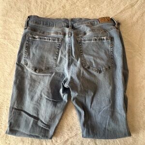 Sky Blue Women's Cropped Jeans